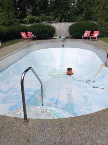 paint in pool water