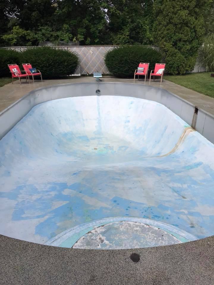Pool painting